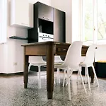 Comecasa 3 Bedrooms Near Bocconi Apartment *